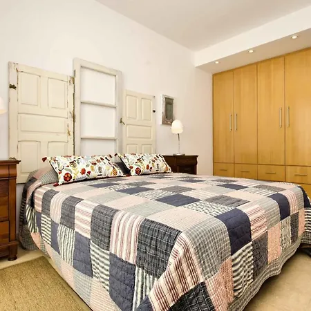 La Casa De Lela * アレシフェ