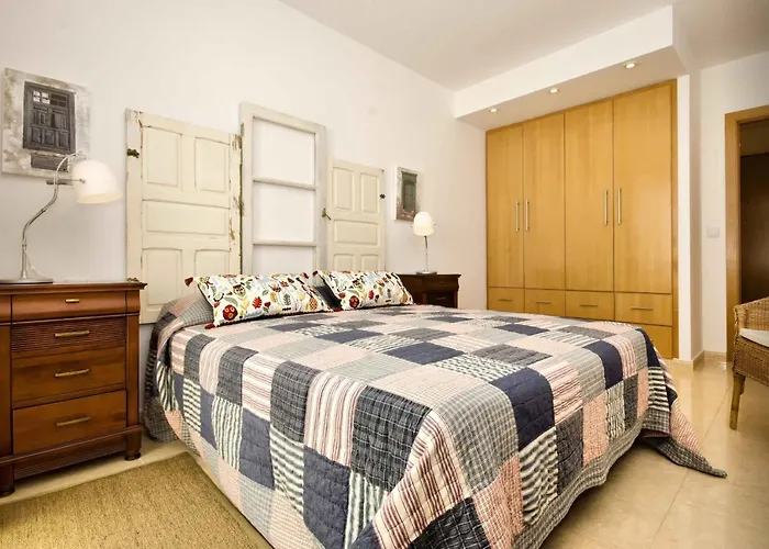 La Casa De Lela * アレシフェ